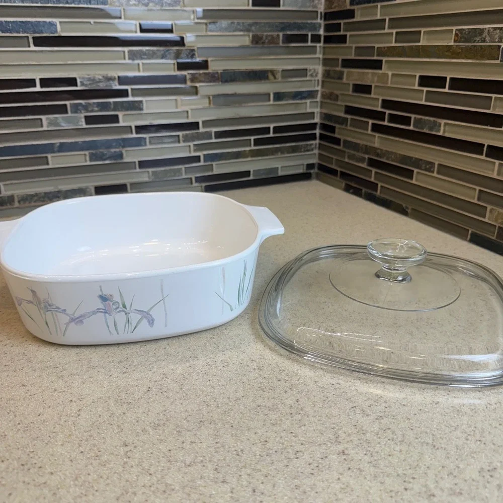 VTG Corning Ware Shadow Iris Casserole Dish 5pc Set w/ 2 Lids 1L, 1.5L, 2L